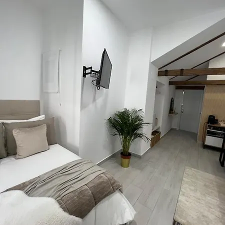 Chic Bed & Breakfast